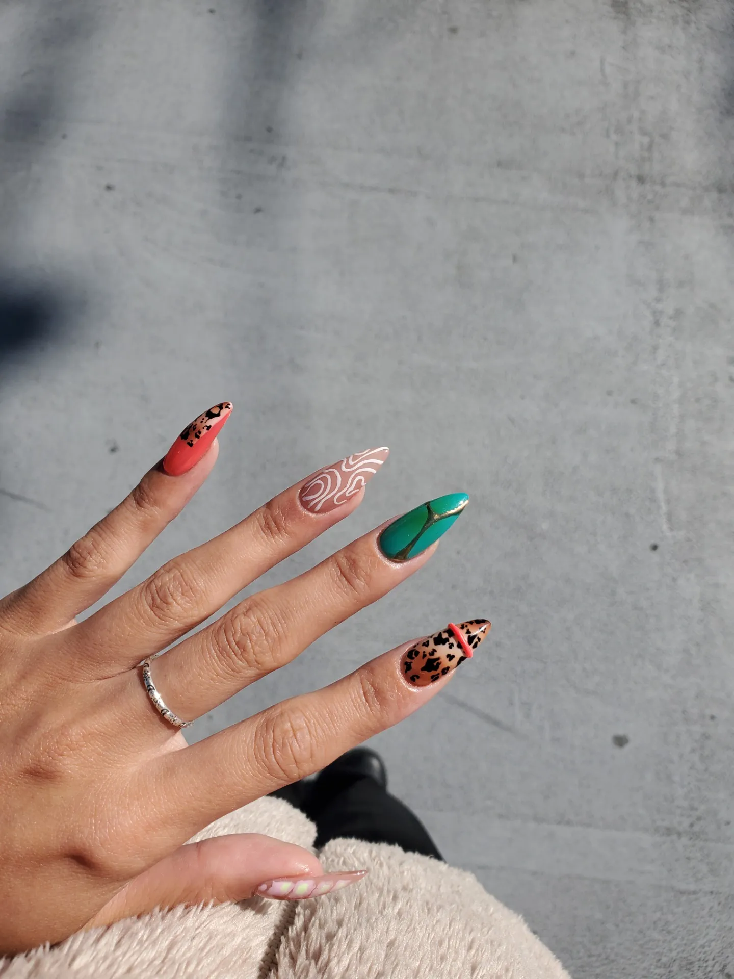 ulstella nail studio【ウルステラ】